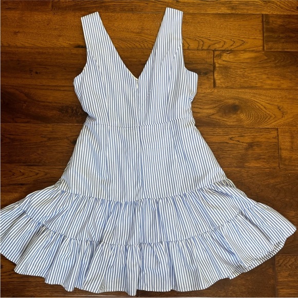 Aqua by Bloomingdale’s Blue and White Striped Dress with Tie Waist Size M - Picture 2 of 3